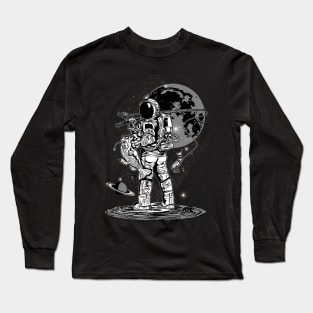 FISHING ASTRONAUT Long Sleeve T-Shirt